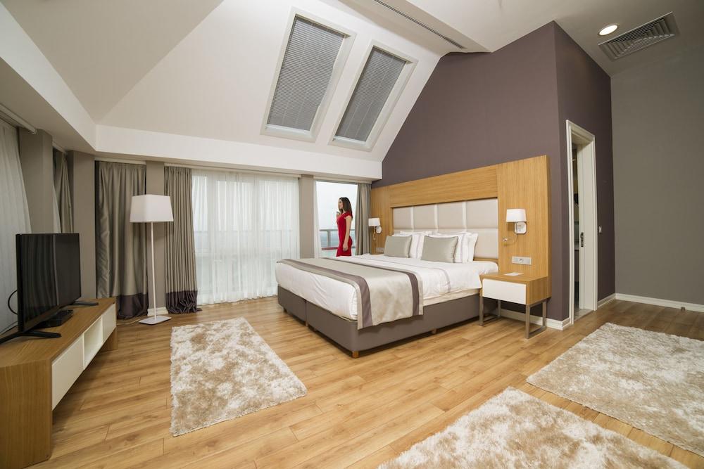 Radisson Residences Avrupa Tem Istanbul Ngoại thất bức ảnh