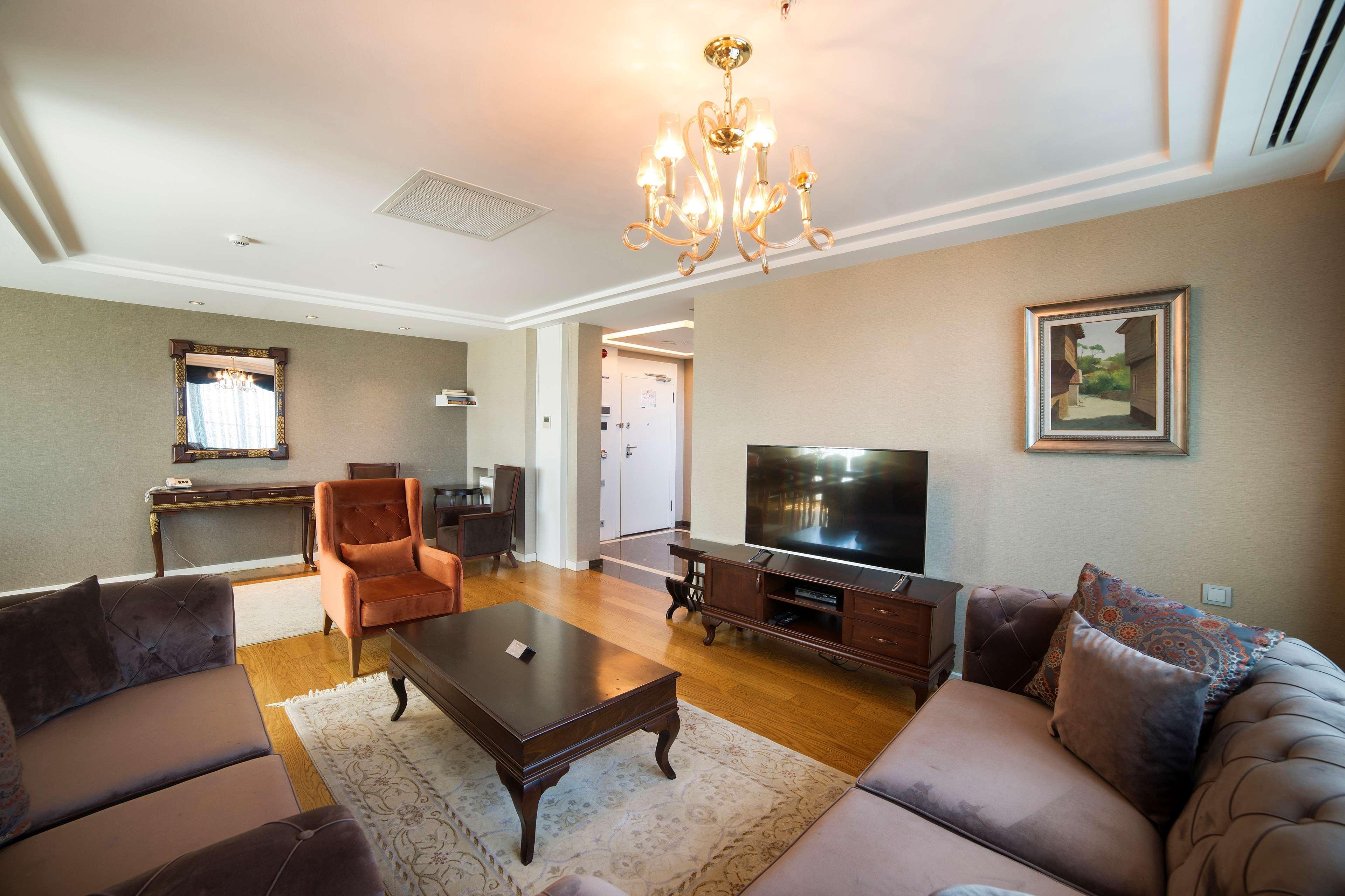 Radisson Residences Avrupa Tem Istanbul Ngoại thất bức ảnh