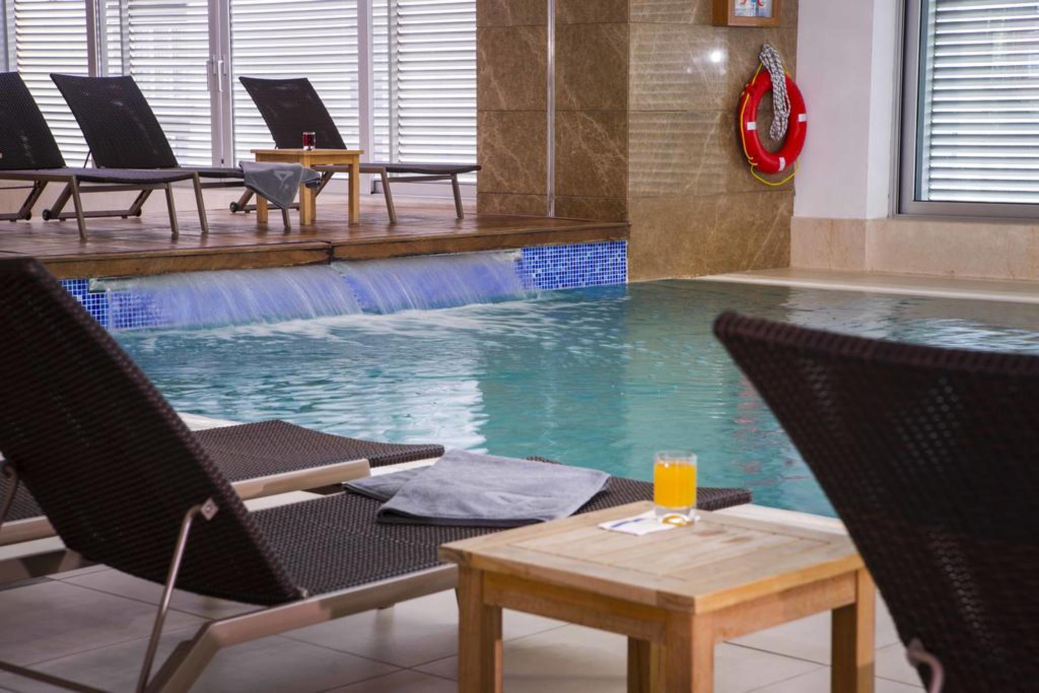 Radisson Residences Avrupa Tem Istanbul Ngoại thất bức ảnh