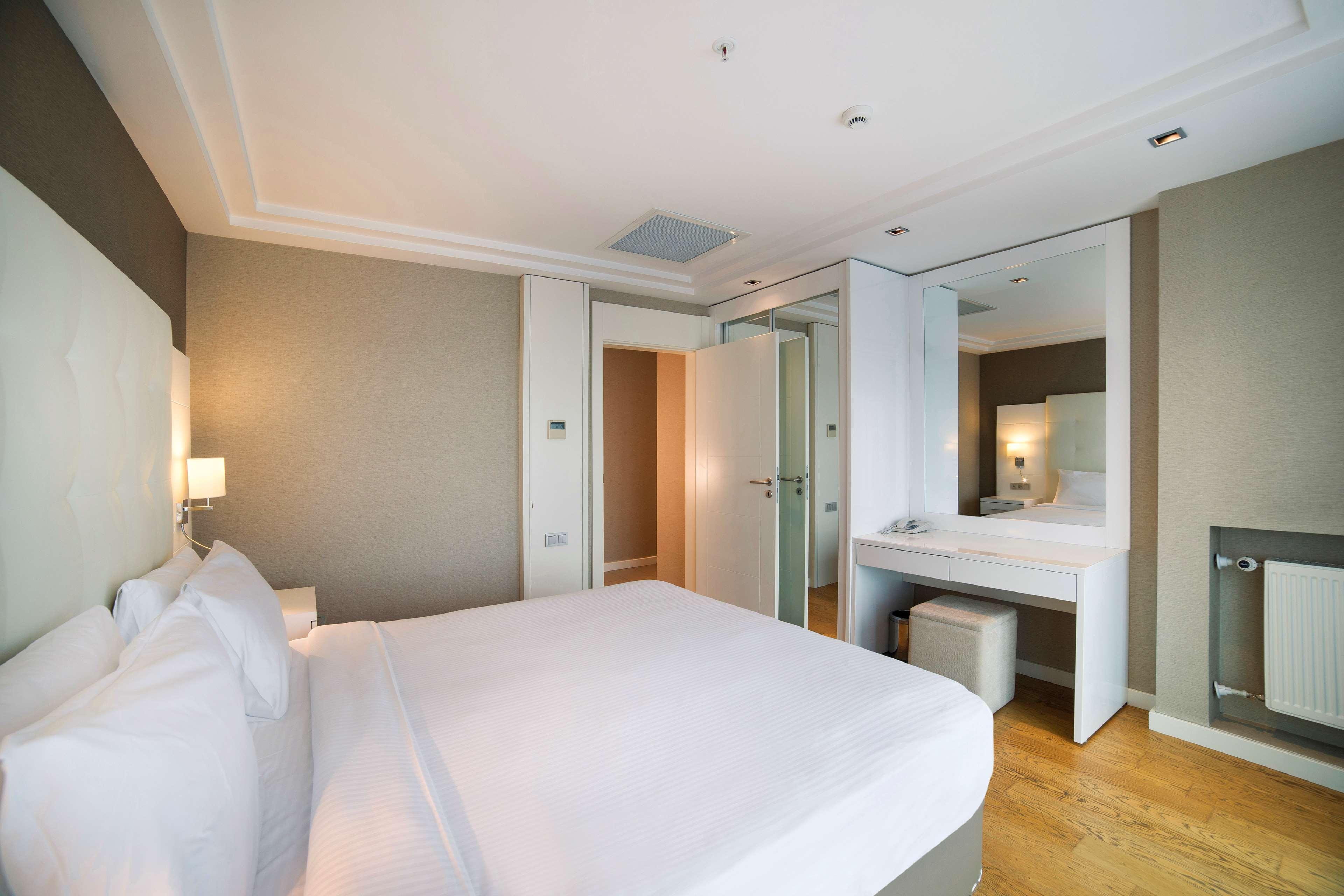 Radisson Residences Avrupa Tem Istanbul Ngoại thất bức ảnh