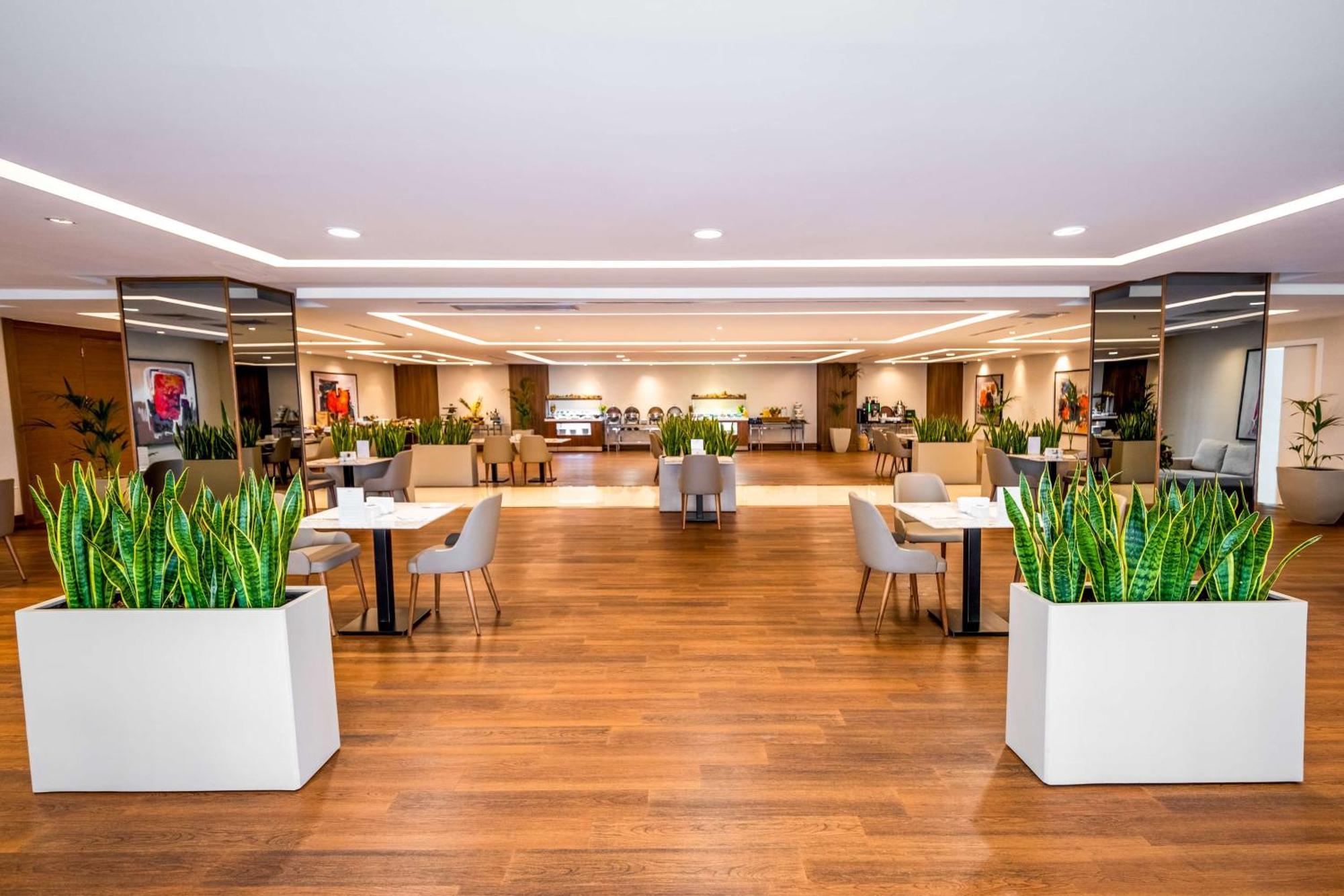 Radisson Residences Avrupa Tem Istanbul Ngoại thất bức ảnh