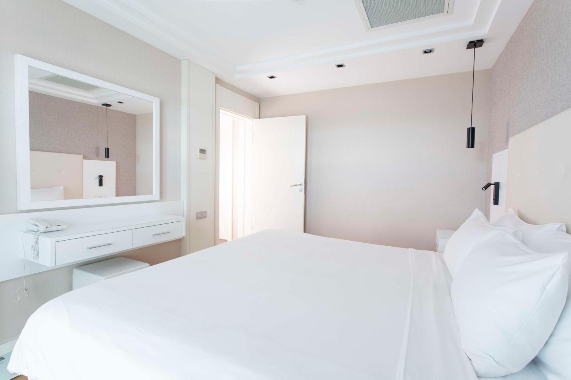 Radisson Residences Avrupa Tem Istanbul Ngoại thất bức ảnh